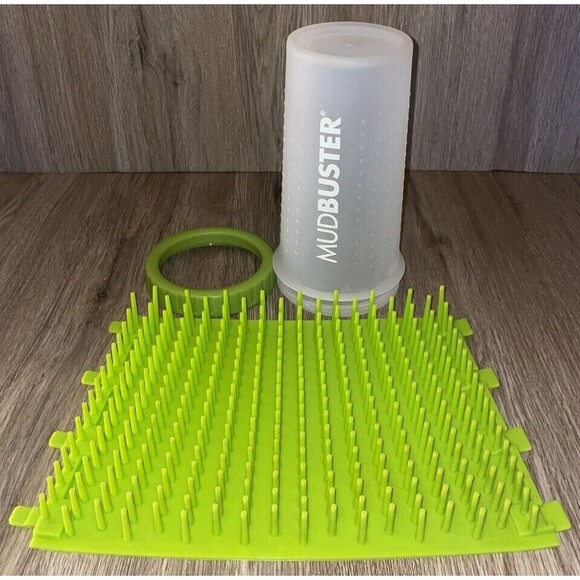 Dexas MudBuster: The Gentle Dog‎ Paw Washer Portable Large Green - Picture 3 of 4